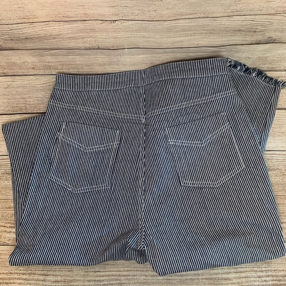 cupcakes and cashmere Wren Striped Skinny Pants Size 8 - Picture 6 of 8